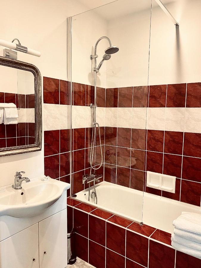 Chateau De Fontager Serves-sur-Rhone Экстерьер фото